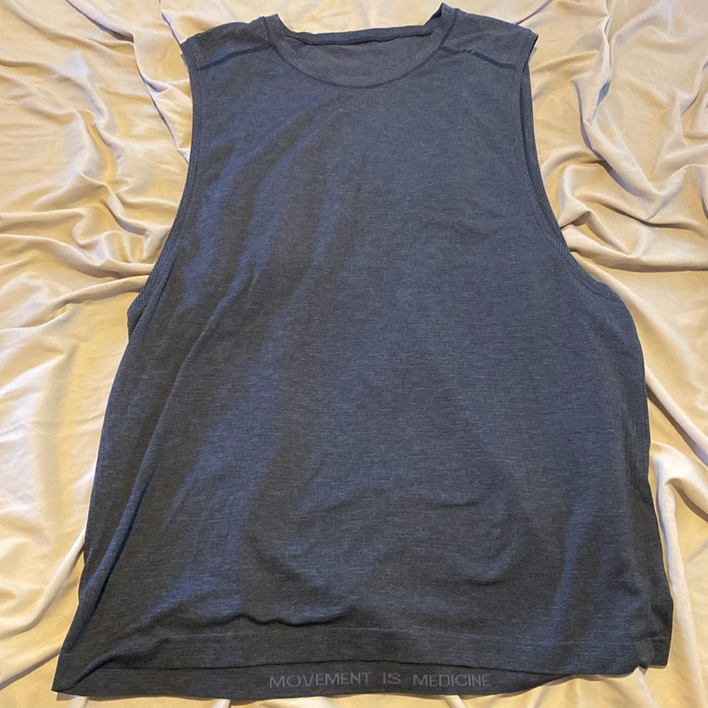Lululemon tank muscle tee
